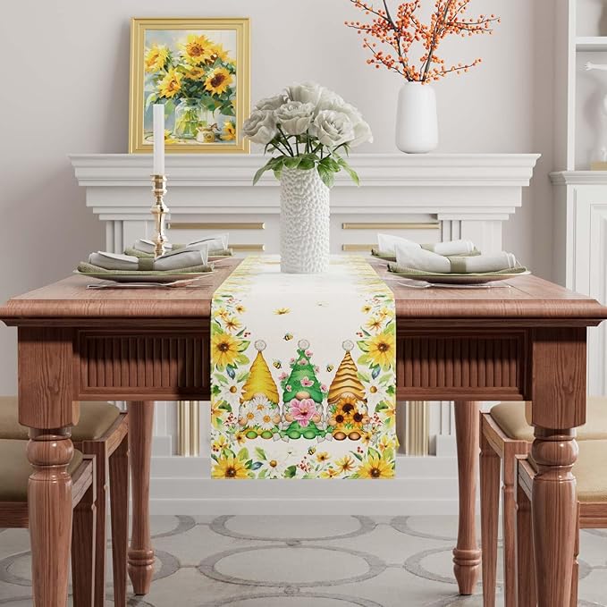 XCHI Yellow White Daisies Flowers Gnomes Spring Table Runner Burlap Table Decoration for Summer Seasonal Home Kitchen Dining Dinner Indoor Holiday Farmhouse Decor 13x36 Inch