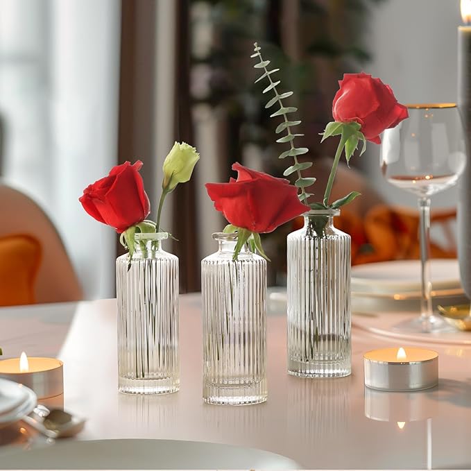 ComSaf Glass Bud Vases Set of 3, Small Flower Vases in Bulk, Mini Ribbed Vases for Centerpieces, Clear Vintage Vase for Table Decorations, Wedding, Party, Receptions, Home Decor (Different Sizes)
