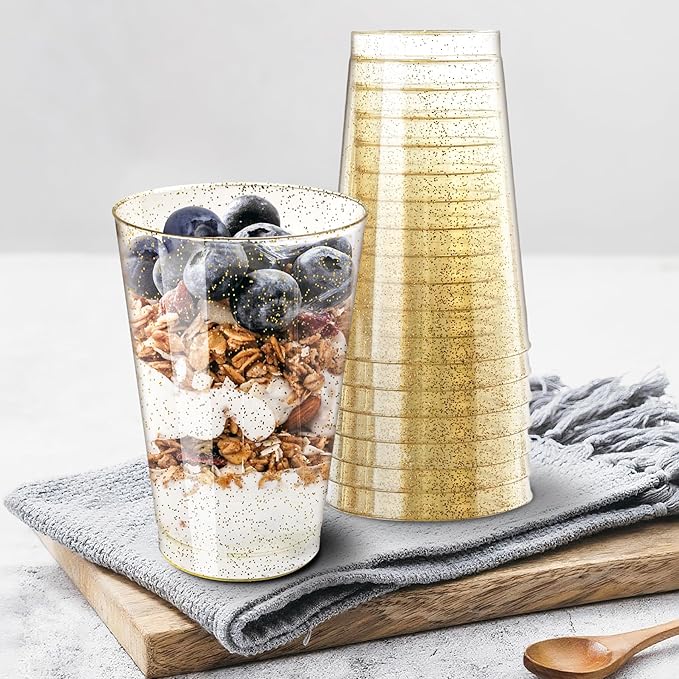 [100 Pack] 12oz Plastic Cups with Gold Glitter Sturdy & Food Safe Plastic Wine Glasses Disposable Cups Wedding Cups Party Cups Drinking Tumblers for Wine, Cocktails and Cold Beverages